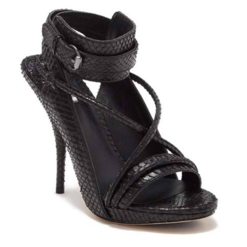 Leon Max Black Espouse Sandals